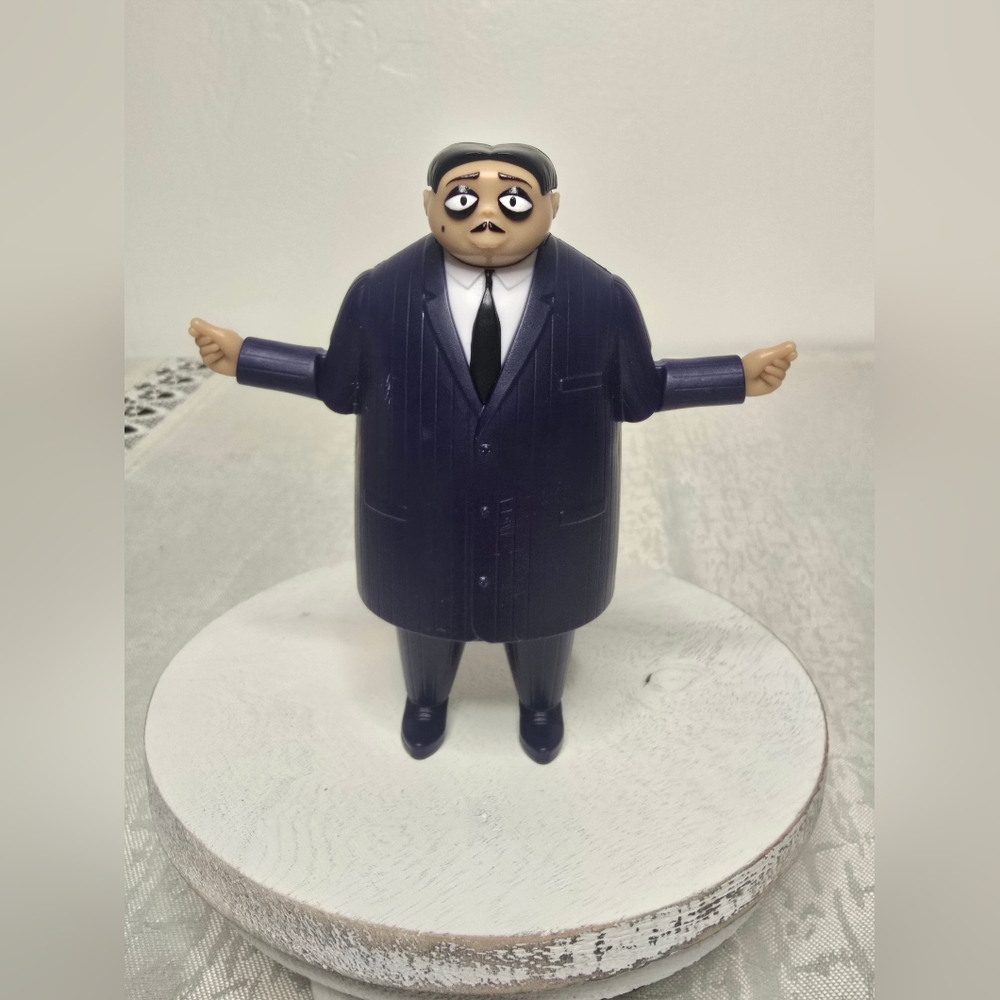Burger King The Addams Family Gomez Snapping Toy Adams Happy Meal Kids 2019